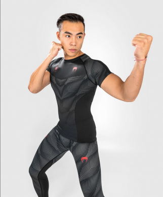 Rashguard VENUM Phantom s Kr. rukávem - černo/červený