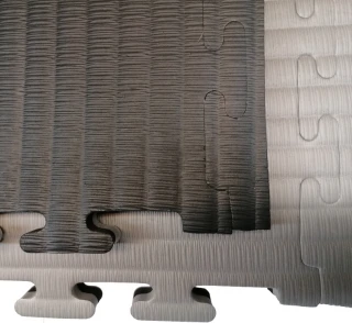 Tatami puzzle 3 cm černo-šedá II