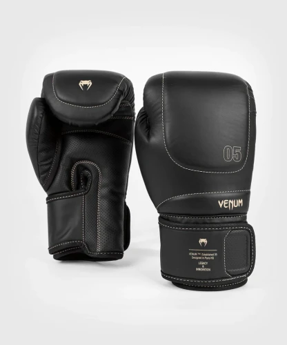 Boxerské rukavice VENUM Impact Evo - černé