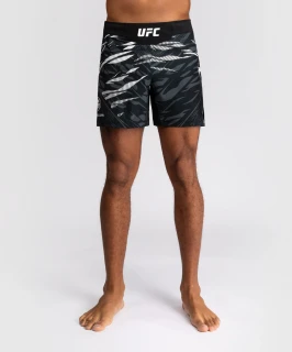 Pánské šortky UFC Fusion by Venum Authentic Fight Night - Short Fit - černo/bílé