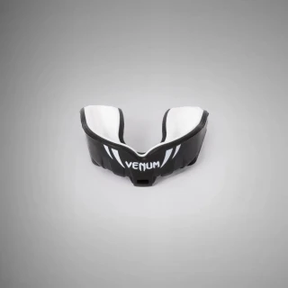 Dětský Chránič zubů VENUM CHALLENGER Strap/Strapless - černo/bílé