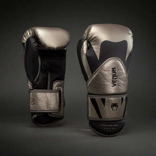 Boxerské rukavice VENUM CHALLENGER 4.0 - stříbrno/černé